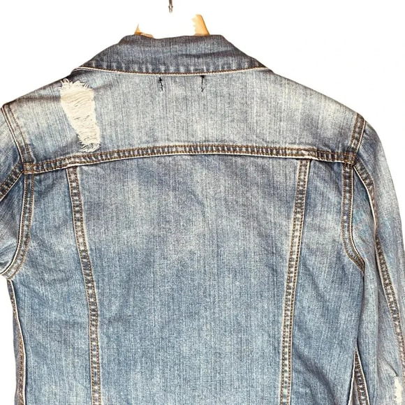 DSTLD Light Washed Distressed Denim Jean Jacket - Picture 11 of 13